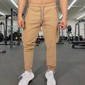 GYMOCLOCK Temp Cargo Joggers in Tan - Size L - Unisex